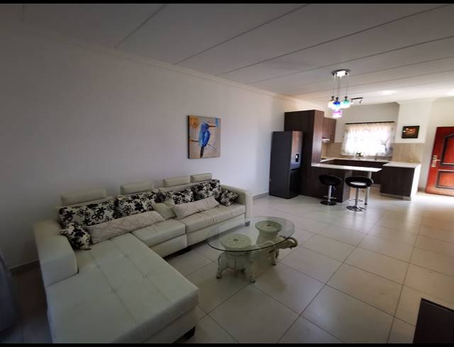 2 BEDROOM APARTMENT FOR SALE IN WITFIELD